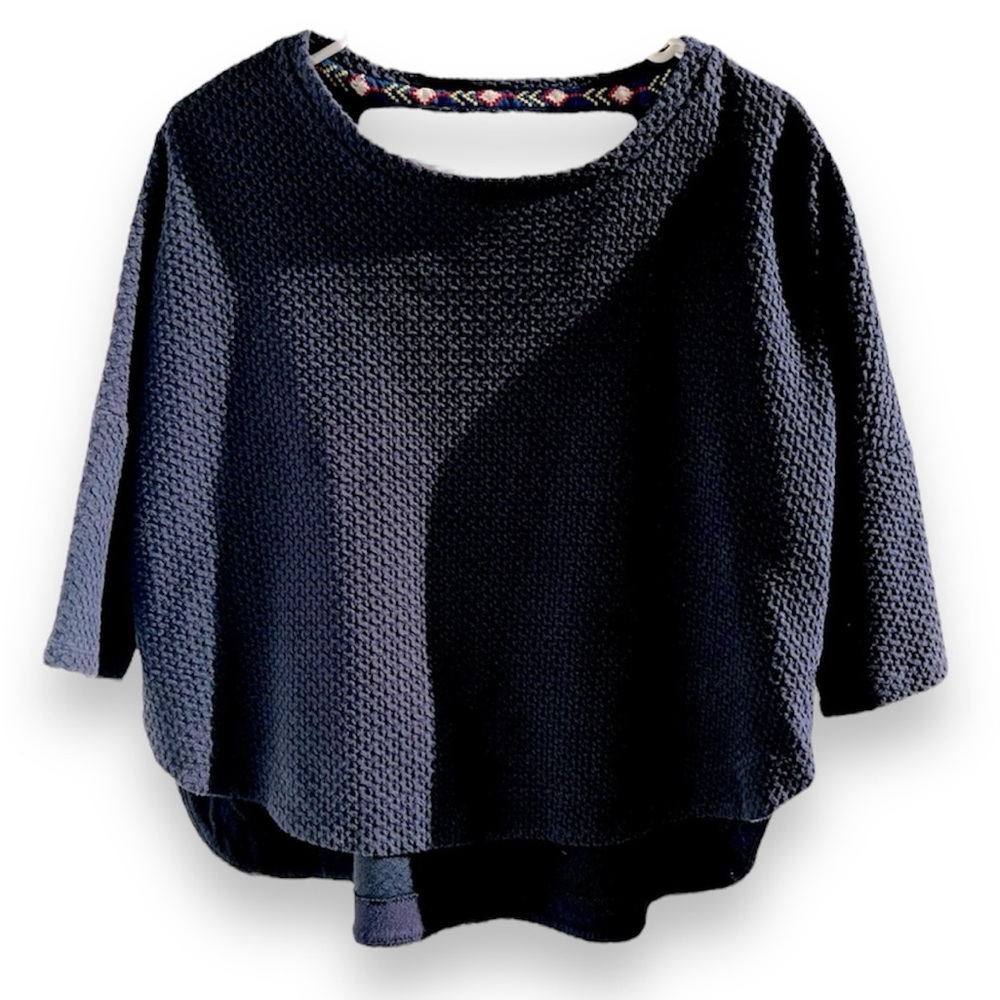 Anthropologie Deletta Cutout Back Side Snap Button 3/4 Dolman Sleeve Top Size S